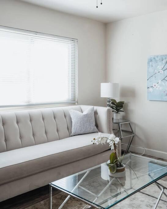 Casa Italia -2br- Free Driveway Parking For 2 Cars San Diego